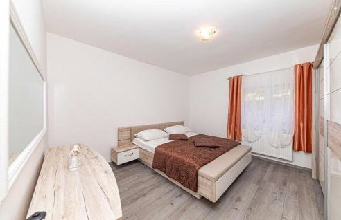 Awesome Home In Ricice With Sauna - Foto 22