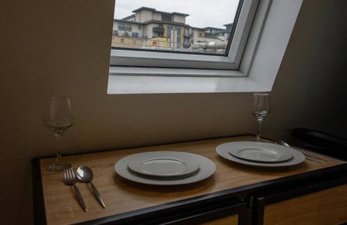 Modern Studio Flat with Balcony in Heart of London - Foto 13