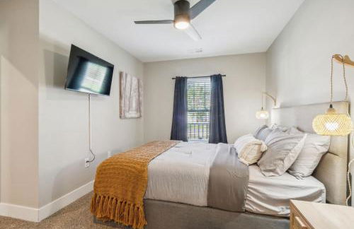 A pet friendly cozy condo in Traverse City - Photo 3