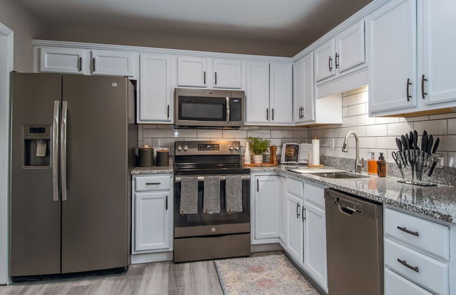 Madison Manor - Foto 13