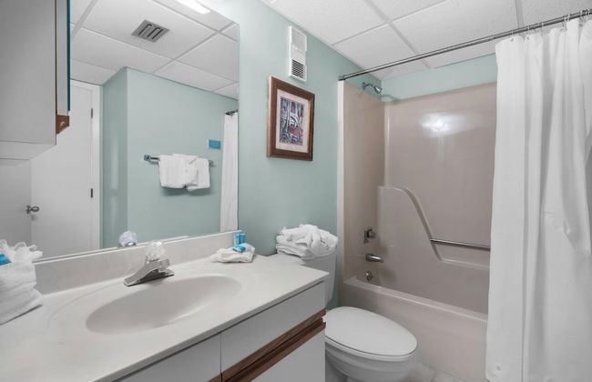 Edgewater Tower 2-307 - Foto 19