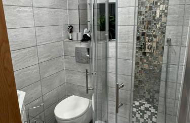 Double bedrooms In Spacious Home - Foto 7