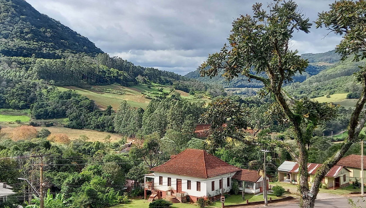 Day Trip to Imigrante, Estrela, and Colinas