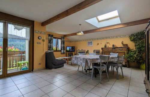 Appartement Confortable avec Accès Facile, Proche Ski et Randonnée - FR-1-589-137 - Foto 13