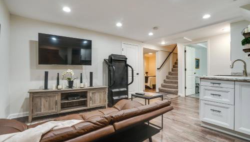 Chic Minneapolis Apt - 6 Blocks to Lake Nokomis! - Foto 1