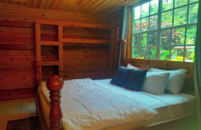 Pinard's Mountain Resort - Cottage 7 - Photo 4