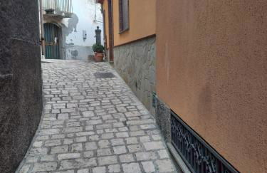 Antico Borgo - A due passi dalle Gole Alcantara - Foto 9