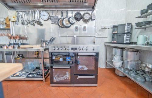 Private Pub-Group Stays Brecon Beacons Alderfalls - Photo 26