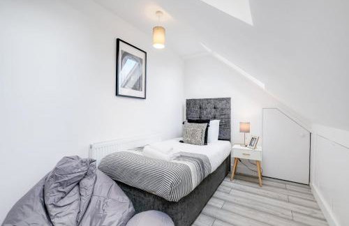 Bright 6 bedroom 3 bath house ideal for Pinewood Studios - Foto 25