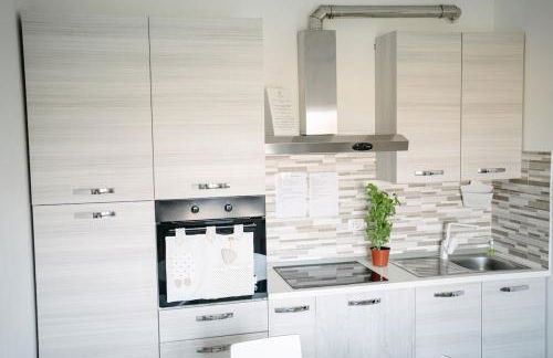 Casa Cleo al Mare con Free WiFi Netflix AC - Foto 10