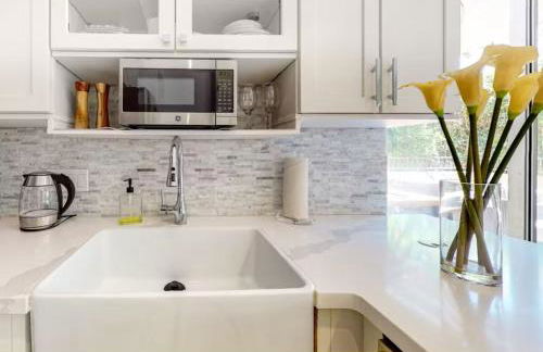 Indian Wells Mtn Cove with Kitchen Living Room Patio Firepit BBQ Tennis Stadium - Foto 18