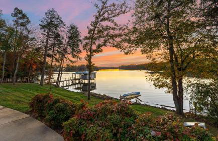 Sunset Pointe by Avantstay Waterfront, Beach, Fire Pit Sleeps 14 5bdr 4BA - Foto 12