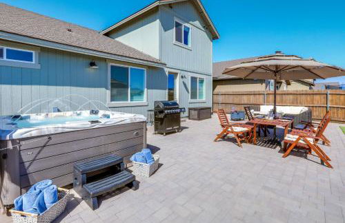 Spacious Bellemont Cabin with Jacuzzi and Mtn View! - Foto 1