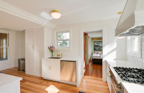 Downtown Bar Harbor Rental Home about 1 Mi to Acadia! - Foto 10