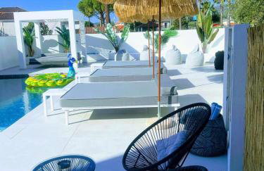 Moon Boutique Hotel - Ultra Luxury Suites with Pool, Perfect for Fun and Relaxation By Villa Mana Gers - Photo 9
