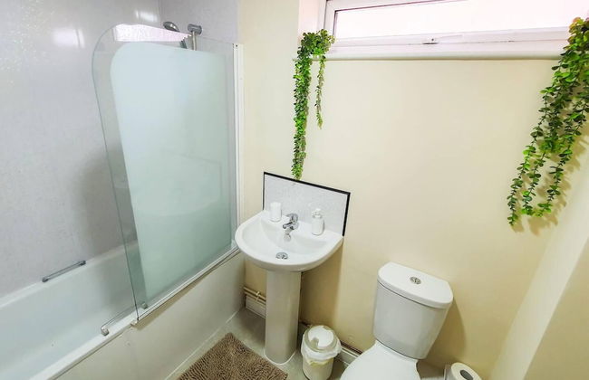 Charming 2-bed Apartment in Stroud - Foto 13