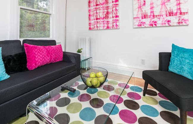 Applewood Suites - Bathurst & College - Foto 28