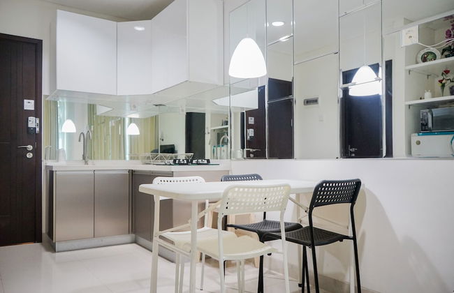 Cozy Living 1BR at Brooklyn Alam Sutera Apartment - Foto 10