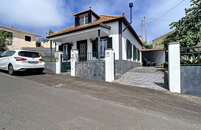 Casinha da Achada by Atlantic Holiday - Photo 2