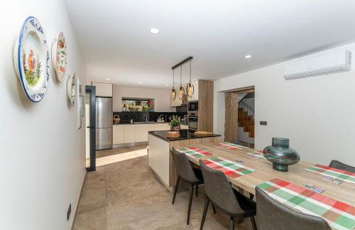 Villa with private Pool and Garden - Foto 31