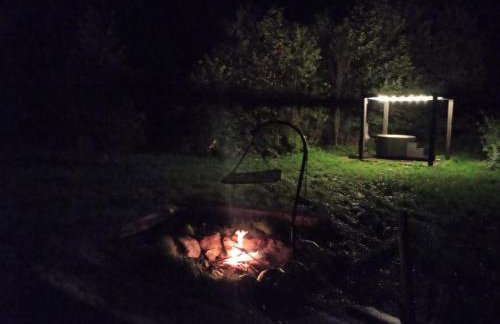 Między Olchami domek nad jeziorem. Noclegi całoroczne. Cisza, spokój. - Foto 55