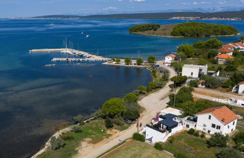 Beachfront house Miamore - 10 m from the sea - Foto 5