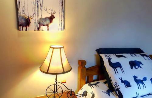 Charming Vermont Log Cabin - Foto 13