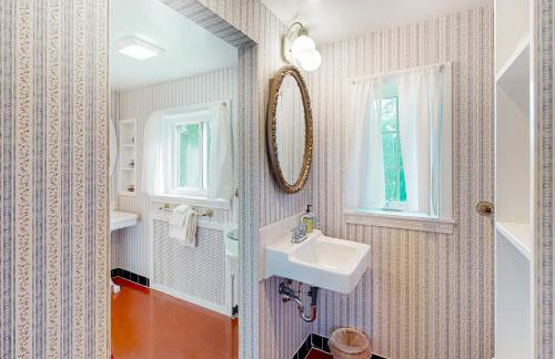 Benton Farmhouse - Foto 26