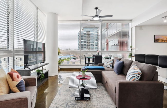 Luxury Condo Steps From Stampede Park - Photo 7