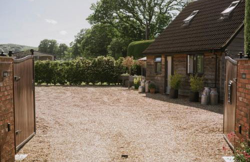 Coach House - Photo 6