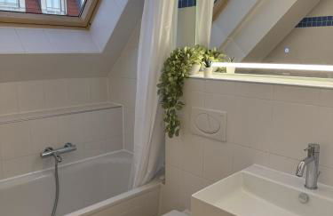 Zentrales Dachgeschoss-Apartment Augustenstraße - Foto 6