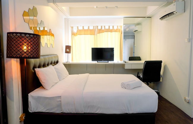 Large and Minimalist Studio at Pakubuwono Terrace Apartment - Foto 4