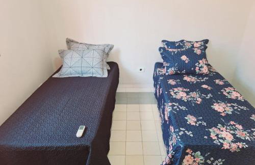 CASA - localizada no centro de Campo Grande - 2 quartos com ar e garagem para 2 carros - Foto 15