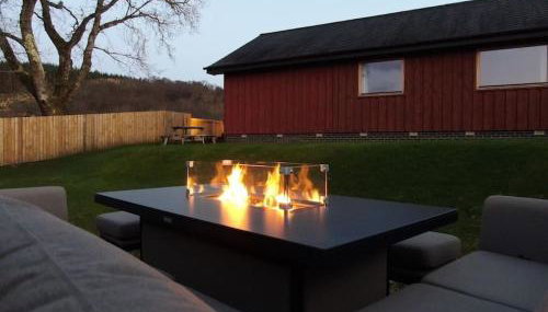 Hot tub lodge with stunning view - Foto 3