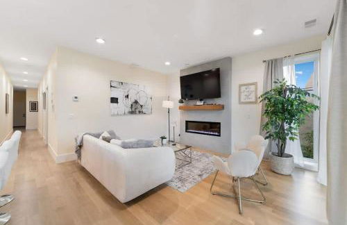 Comfy 3-BD Apt near United Center with Balcony - Foto 7