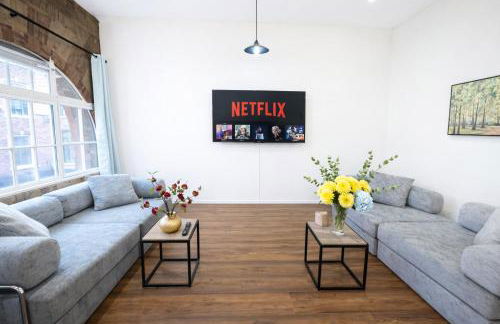 City Centre - Sleeps 6 - Bars, Parking & Netflix - Foto 4