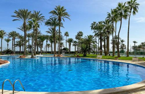 Apto. Tobago, vistas y urbanización de ensueño - Foto 10