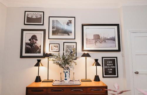 Hoole House - Photo 4