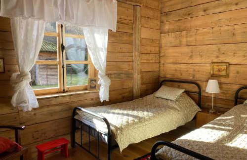 Nad Mikowym Potokiem - wydzielona część drewnianego domu z osobnym wejściem i ogrodem - Foto 39