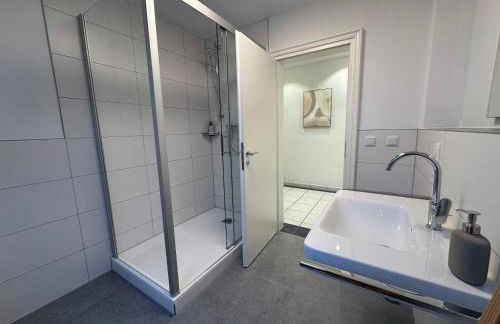 Grand Suite - Perfekt für 6-8! Parken Flughafen - Foto 21