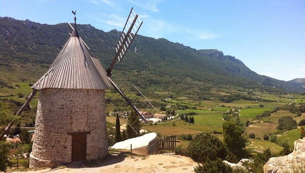 Cucugnan Wind Mill. Trésor Languedoc Tours.