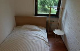 Cozy Garden Apartment near Train Station & Nature - Foto 7