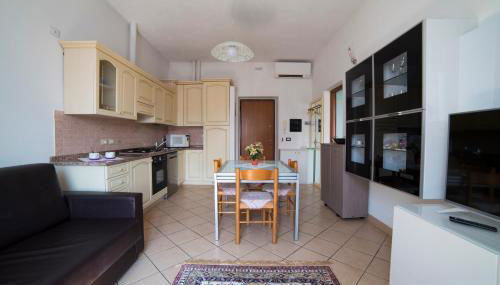 Vicino al mare sulla pista ciclabile - Foto 4