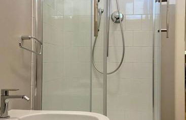 Appartamento con terrazza e parcheggio privato - Foto 26