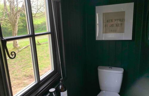 Shepherd's Hut - Sleeps 2 - Pet Friendly - Parking - Foto 36