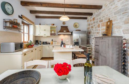 Beeindruckende Finca mit Privatpool, Meerblick, Babybett und besonderem Interieur - Foto 14