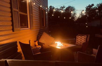 1 BR Cozy Apartment with Fire Pit Short walk to town - Foto 10