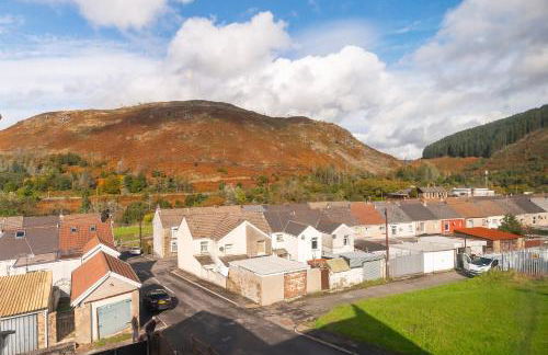 The SPACE Large House In Afan Forest Bike Park By STAE-Homes - Photo 36