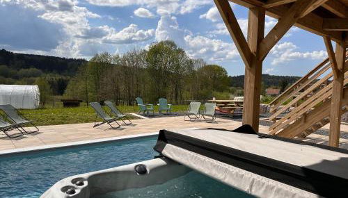 Chalet PLUME D'EAU - jacuzzi, piscine et pétanque - Foto 3