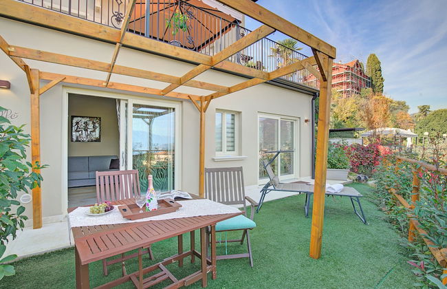 Caffe Priscilla House Parking & Lakeview - Foto 18